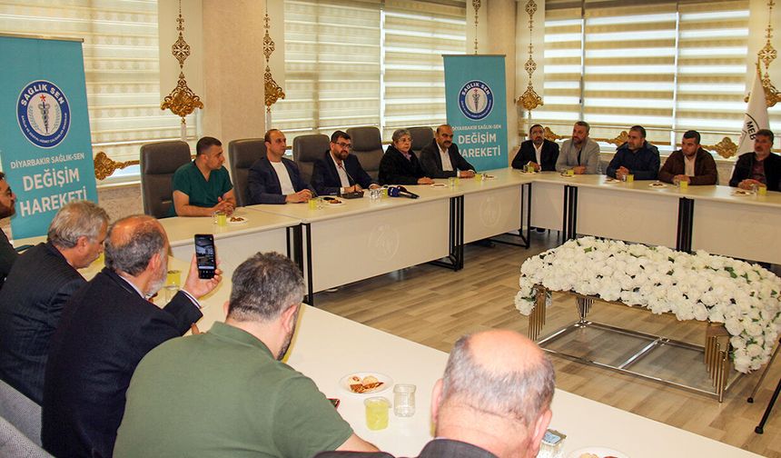 Diyarbakır Sağlık-Sen'de "Değişim Hareketi" adayını açıkladı