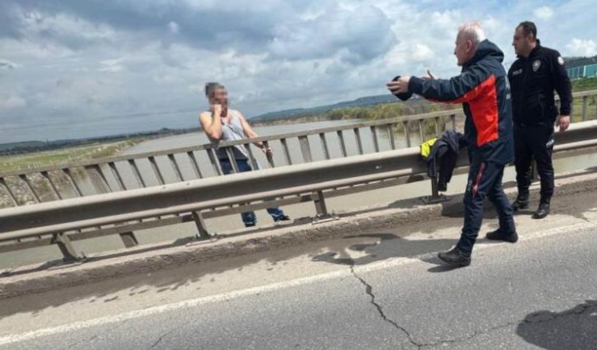 Diyarbakır’da köprüde intihar girişimi son anda engellendi