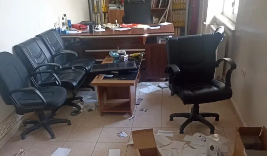 Diyarbakır'da okul hırsızları jandarmadan kaçamadı: 1 saatte kıskıvrak yakalandılar