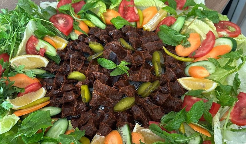 Diyarbakır’dan dünyaya uzanan lezzet: Çiğkoftelatta