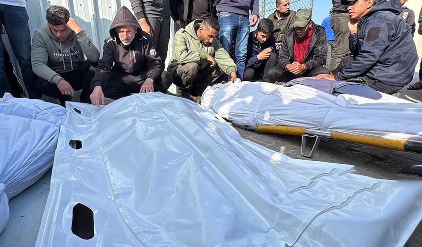 HAMAS: Gazze'de süren katliamlar ateşkesin uygulanmadığını ortaya koyuyor