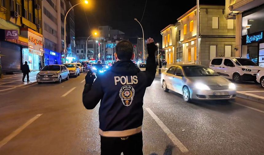 Şanlıurfa’da "Huzur-63" uygulamasında aranan şahıslar yakalandı