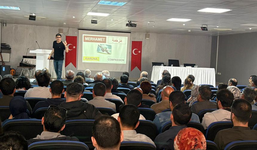 Ergani'de okul danışmanlarına "güvenli okul iklimi" semineri