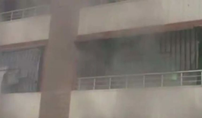 Diyarbakır'da apartmanda yangın: 2 kişi hastaneye kaldırıldı