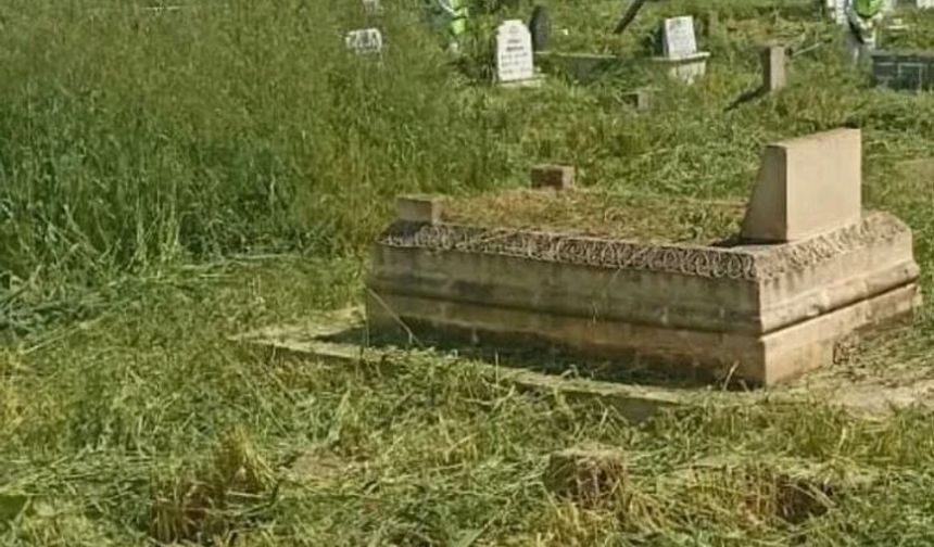 Diyarbakır'da mezarlıklar bayrama hazırlanıyor