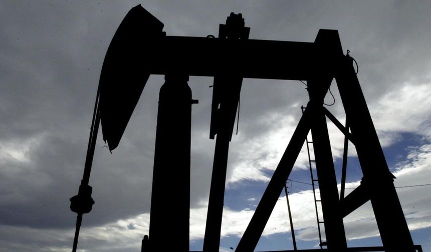 İran savaşı küresel petrol rezervlerini rekor bir hızla tüketiyor