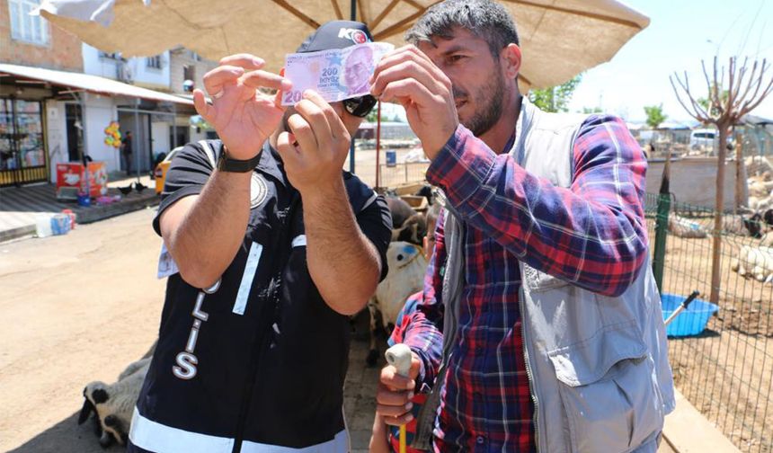 Diyarbakır'da Kurban Bayramı öncesi satıcılara sahte para uyarısı