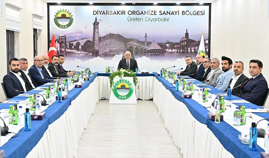 Vali Zorluoğlu Başkanlığında Diyarbakır OSB toplantısı gerçekleştirildi