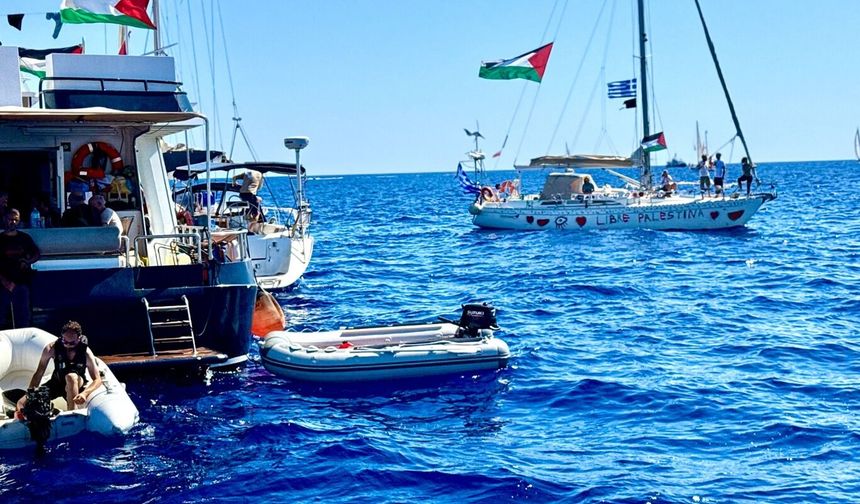 Sumud Filosu'ndan 5 gemi Gazze'ye doğru yola çıktı