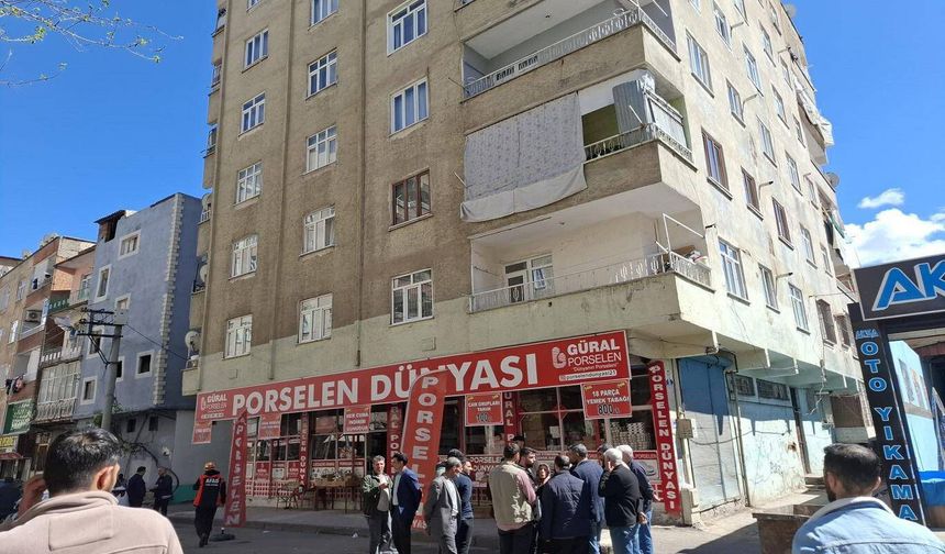 Diyarbakır’da "sallanıyor" iddiasıyla 6 katlı bina tahliye edildi