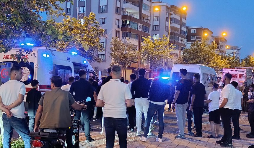 Diyarbakır’da mülk sahipleri ile kiracılar arasında kavga: 2 yaralı
