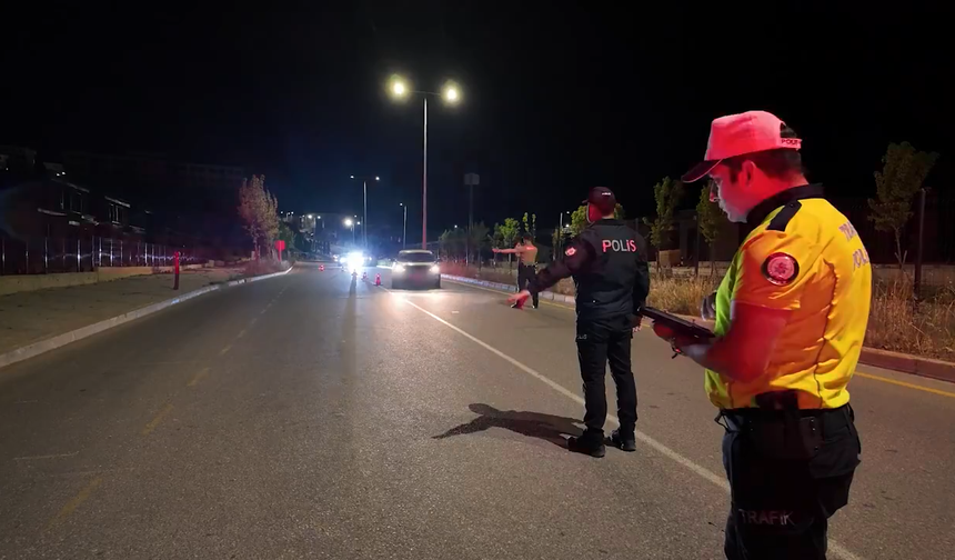 Adıyaman’da binlerce şahıs ve araç kontrol edildi