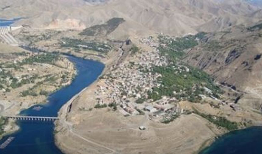 Adana ve ilçelerinde ayın ilk pazarında kesinti listesi asıldı