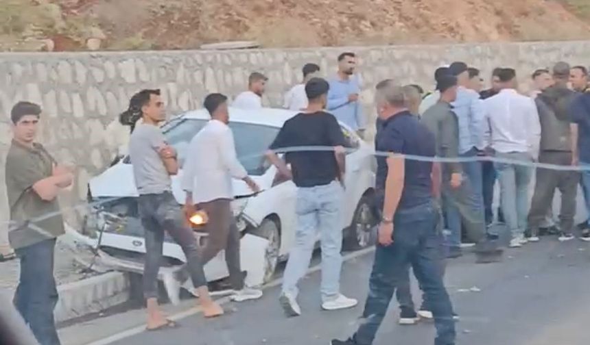 Siirt'te düğün konvoyunda kaza: 2 yaralı