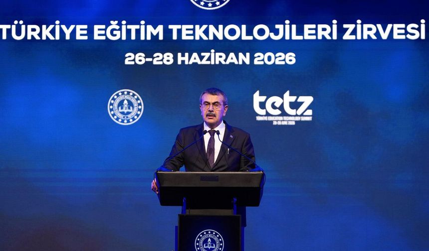 Bakan Tekin: Yapay zekâ insan onurunu gözeten bir zeminde geliştirilmeli