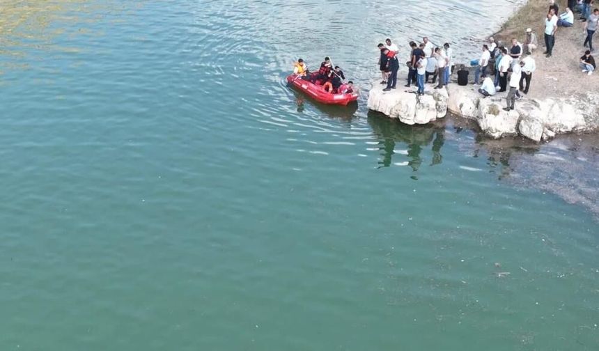 Botan Çayı'nda kaybolan gencin cansız bedenine ulaşıldı; İsmi belli oldu