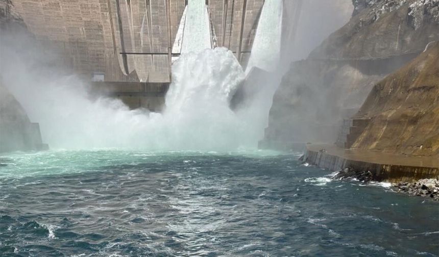 Diyarbakır'daki barajda su tahliyesi devam ediyor
