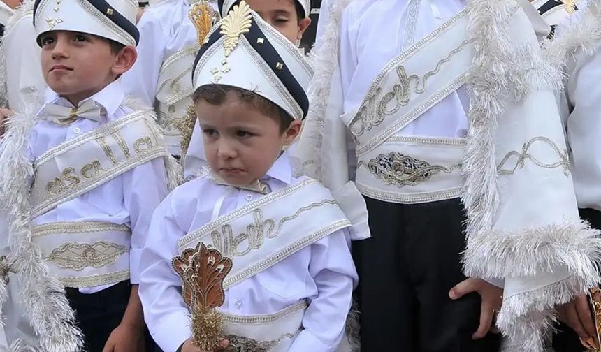 Çocuklarda sünnet için hangi yaş daha uygun?