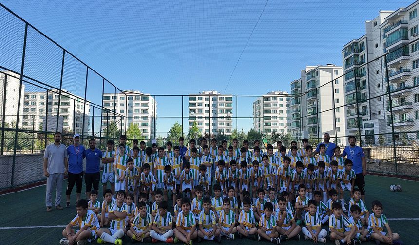 Diyarbakır 639 Spor Kulübü yaz okulunu açtı