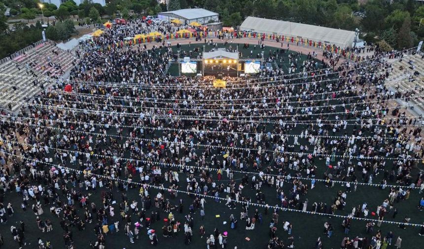 İnönü Üniversitesi mezunlarını uğurladı