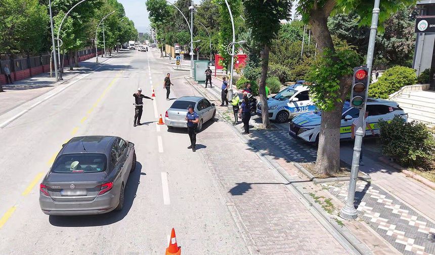 Malatya'da çeşitli ihlallerde bulunan 54 araca para cezası kesildi