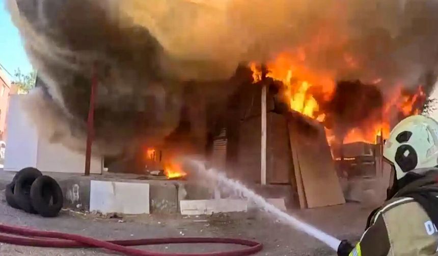 Diyarbakır'da yangına müdahale anı saniye saniye kaydedildi