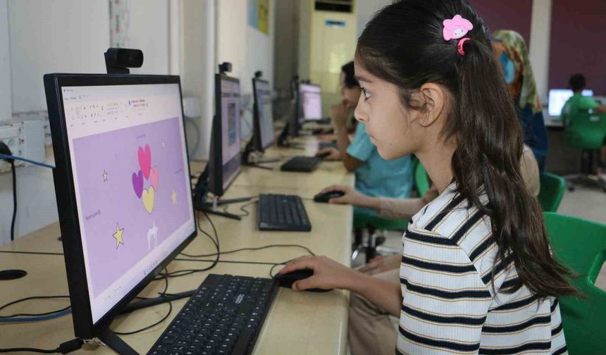Diyarbakır'da binlerce öğrenci kurslarda eğitim alıyor