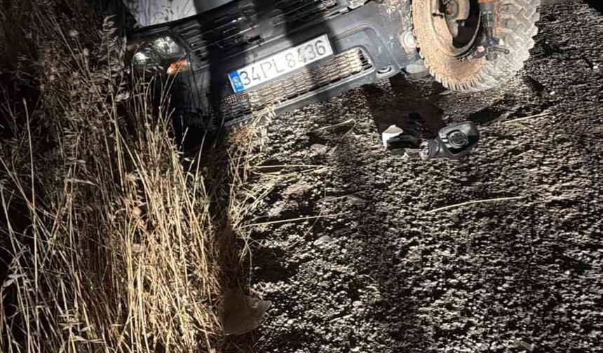 Diyarbakır'da otomobil, duran traktöre çarptı: Bir yaralı