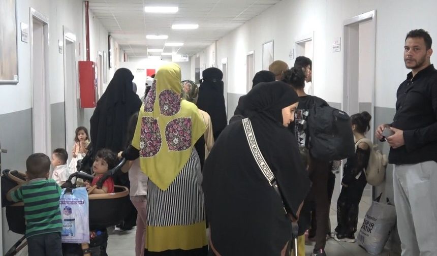 Öncüpınar'da Suriyelilerin gönüllü geri dönüşleri sürüyor