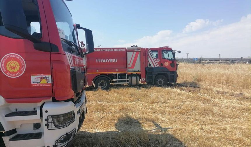 Diyarbakır'ın iki ilçesinde anız yangınlarına müdahale