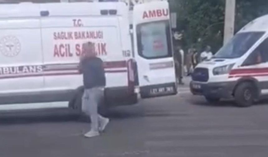 Diyarbakır'da trafik kazası: Yaralılar var
