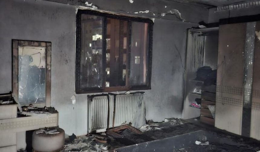 Diyarbakır'da apartman yangını: 2 kadın merdivenli araçla kurtarıldı