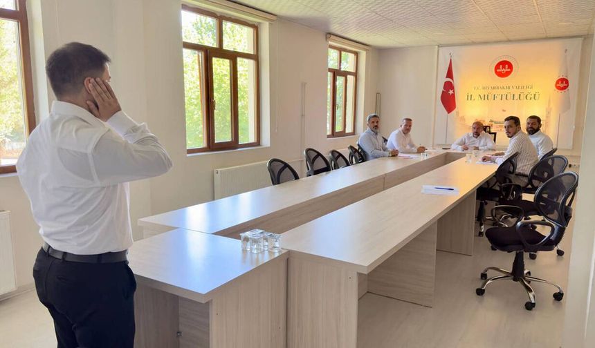 Diyarbakır'da ezanı en güzel okuyan isim belli oldu