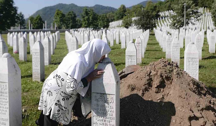 Srebrenitsa: Avrupa’nın ortasında işlenen soykırım