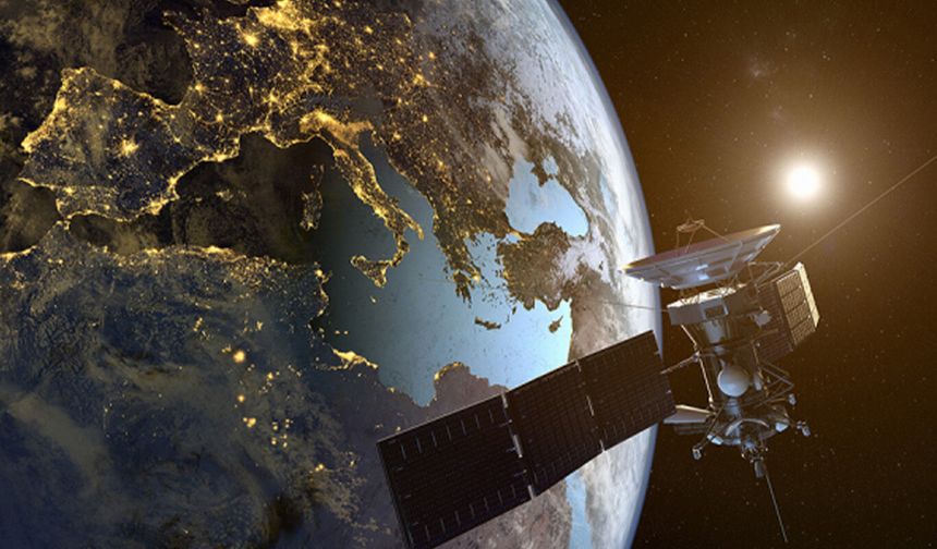 Türkiye'nin yerli rubidyum atomik saati uzaya fırlatıldı