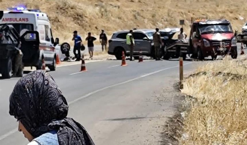 Diyarbakır'da otomobiller çarpıştı: Çok sayıda yaralı var