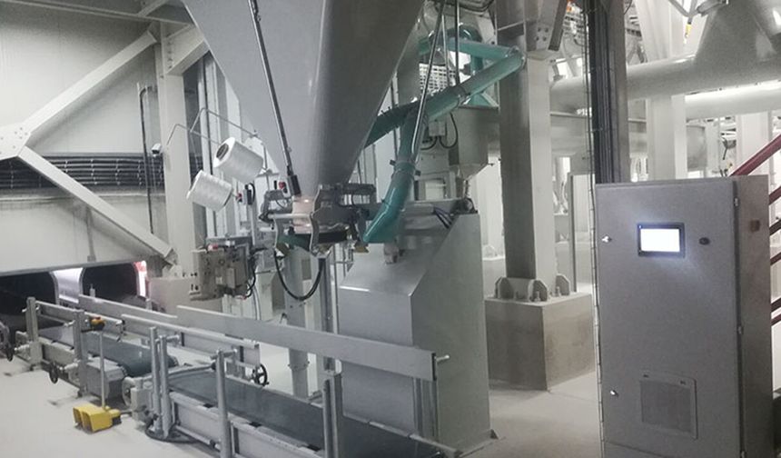 Diyarbakır'da yem fabrikasında makineye sıkışan işçi hayatını kaybetti