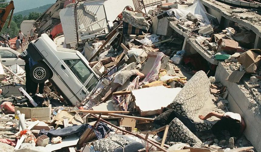 17 Ağustos depremi: Unutulmayan acı
