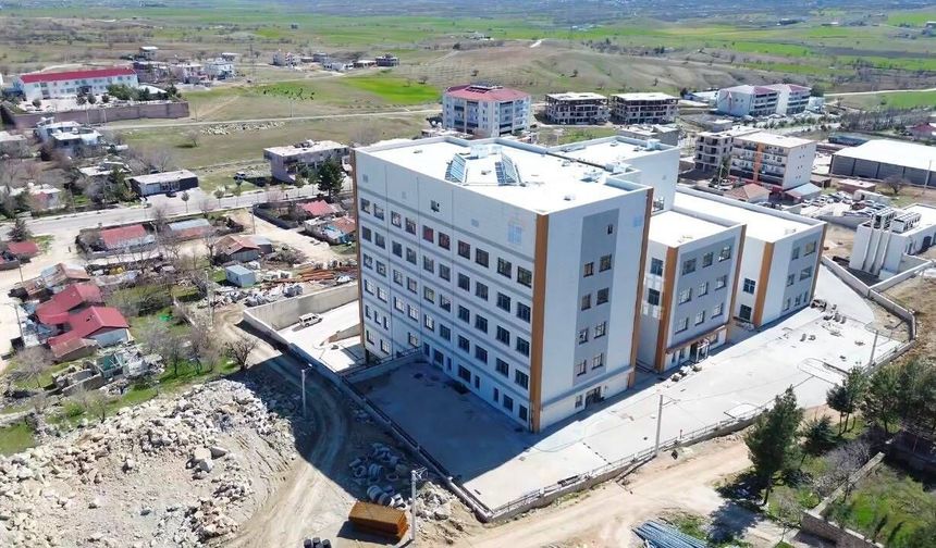 Dicle Devlet Hastanesi C Rol Grubuna yükseltildi