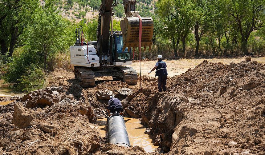 Hani'de atık su sorunu için 260 metrelik hat döşendi