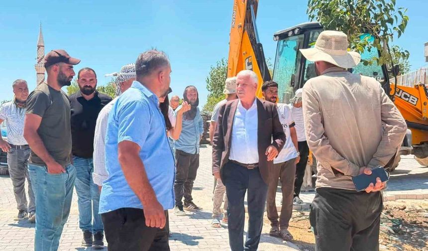 Çermikte kırsal mahalle yollarında çalışmalar sürüyor