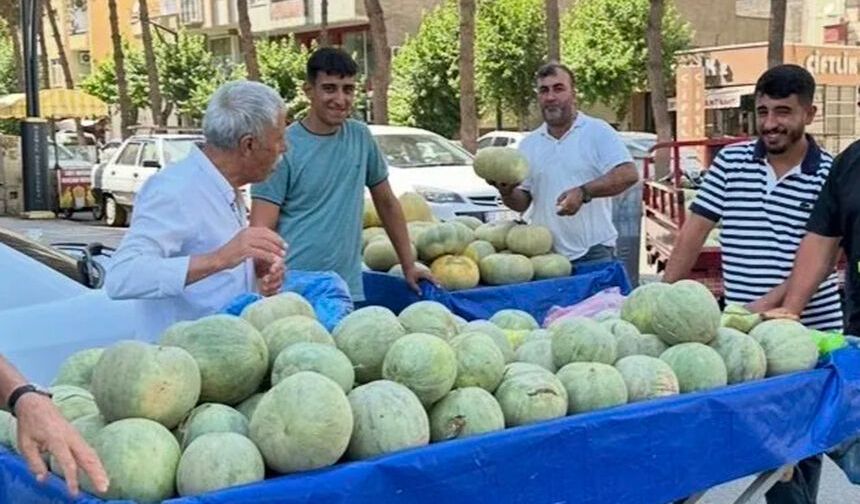 Yazın kavun, kışın balık: Diyarbakır esnafının geçim mücadelesi