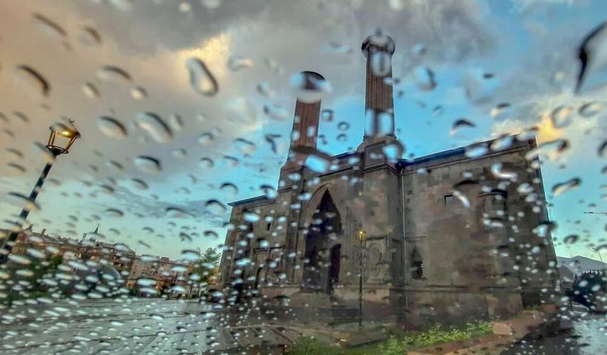 Meteoroloji saat verdi: Kuvvetli yağış geliyor