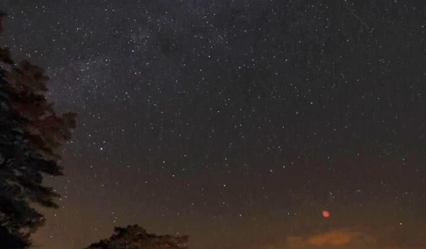 Perseid meteor yağmuru yayladan böyle görüntülendi