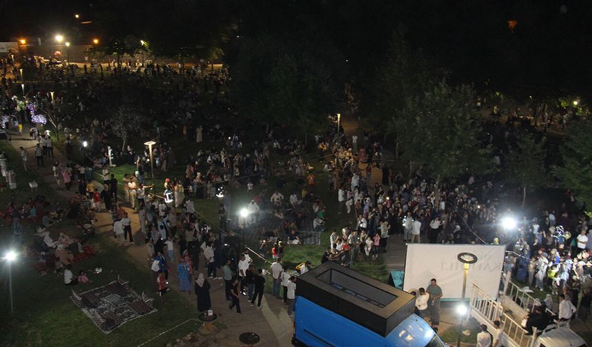 Davet ve Gençlik Hareketi'nden Sur'da Mevlid Kandili buluşması