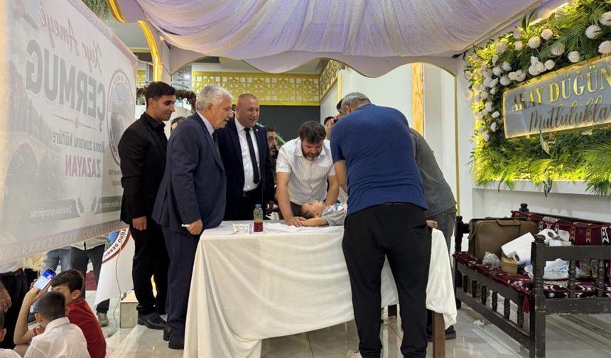 Çermik'te 100 çocuk ücretsiz sünnet ettirildi