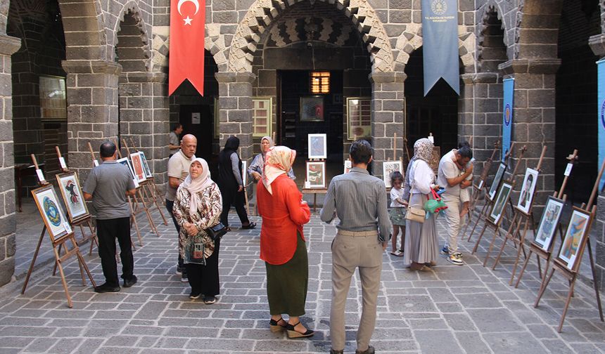 Gazze'nin acısı ve direnişi Diyarbakır'da resimlerle anlatılıyor