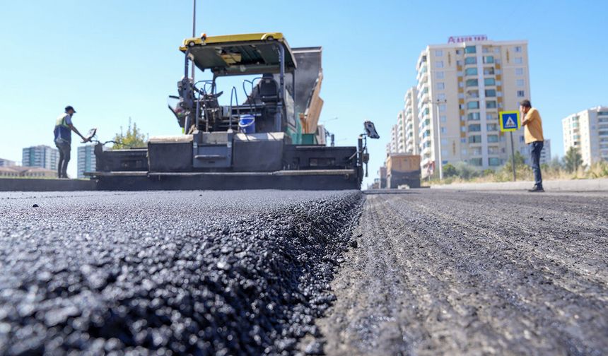 Diyarbakır'da 6 caddede asfalt çalışması