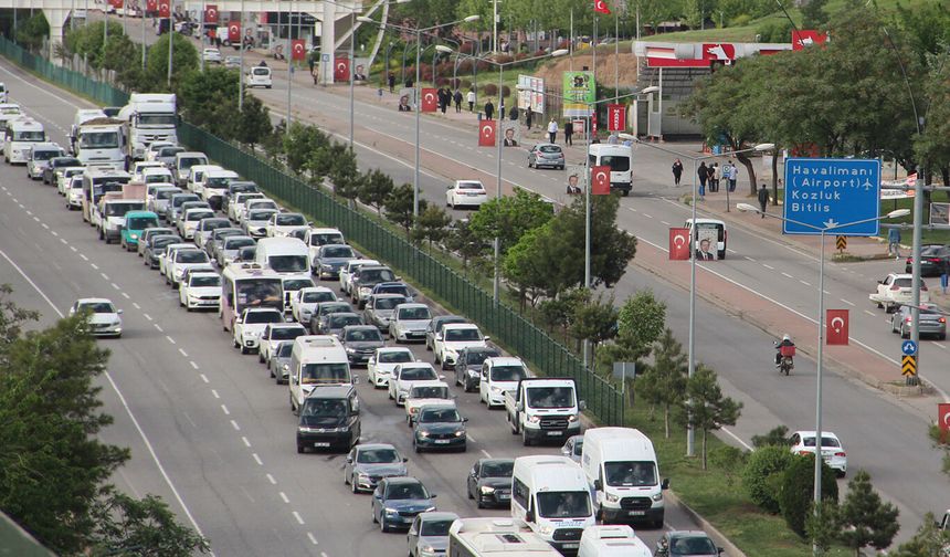 Batman'da zorunlu trafik sigortası primleri vatandaşın bütçesini zorluyor