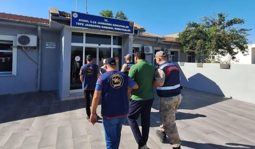 Diyarbakır'da JASAT harekete geçti! 67 kişi yakalandı